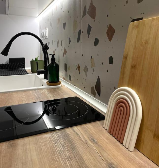 Sage Serenity Central Appartment Tesalonika Bagian luar foto