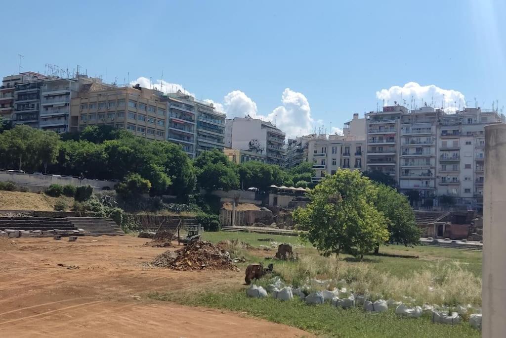 Sage Serenity Central Appartment Tesalonika Bagian luar foto